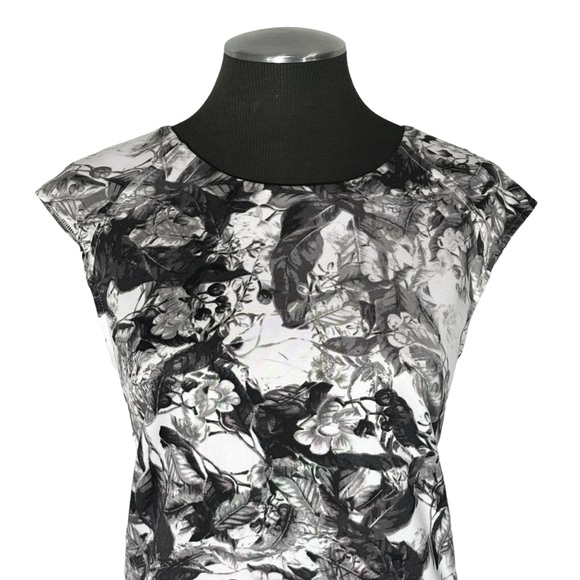 Robert Rodriguez – Floral Peplum Zip Back Top – Size 12 – Revolve - Picture 3 of 10